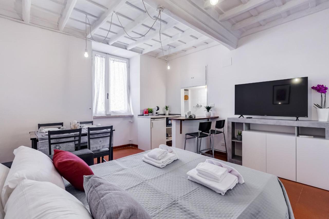 Apartment Pigna Rom